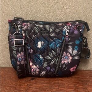 Lug Swivel Convertible Crossbody Bag in Black Bloom